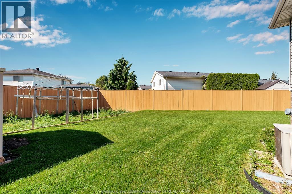 1589 Blairwood Crescent Unit# House Property Photo 26