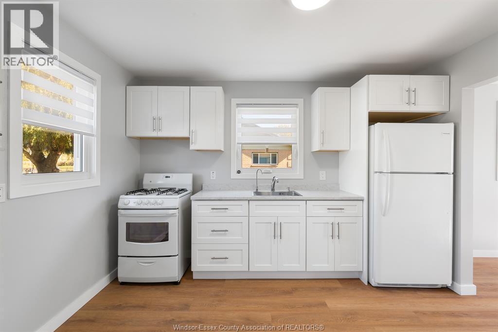 9549 Malden Road Property Photo 12