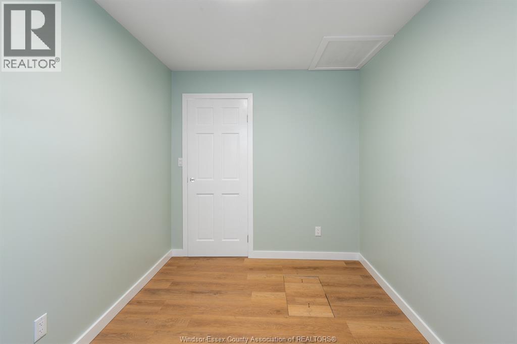9549 Malden Road Property Photo 16