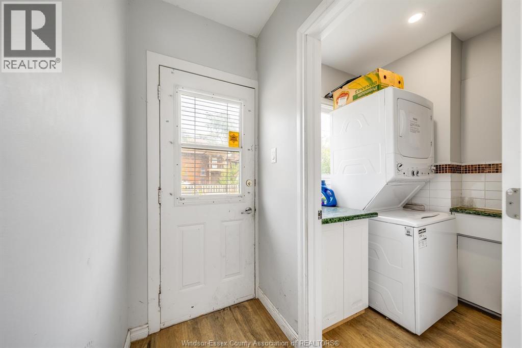 1408 Dougall Avenue Property Photo 21