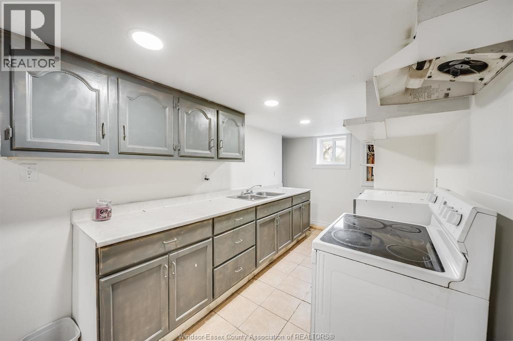 1408 Dougall Avenue Property Photo 26