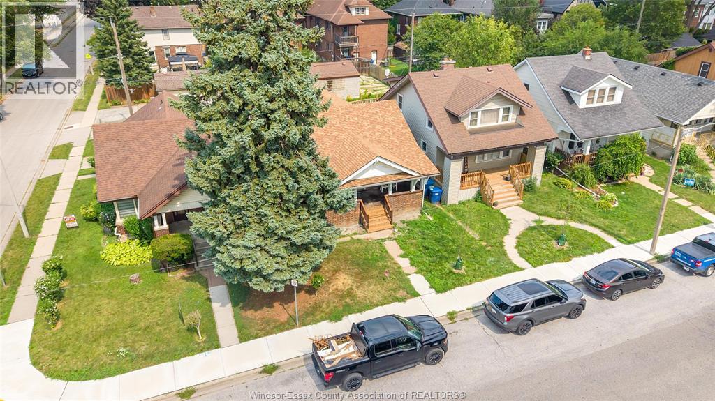 1408 Dougall Avenue Property Photo 41