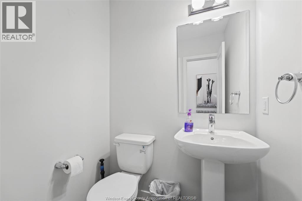 2107 Winsome Terrace Property Photo 5
