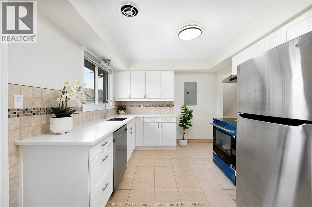 4100 Mount Royal Property Photo 17