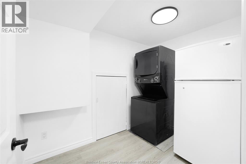 4100 Mount Royal Property Photo 29