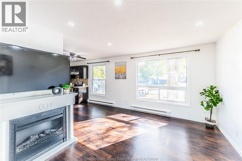 9370 Aire Court Property Photo 8