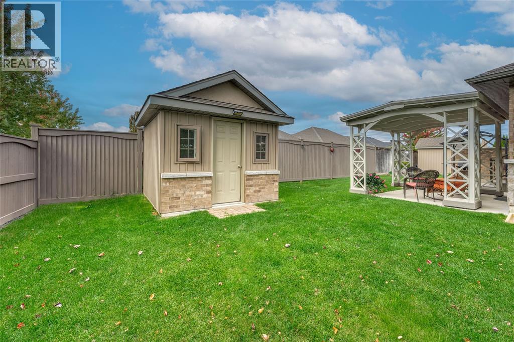 381 Brittoli Avenue Property Photo 7