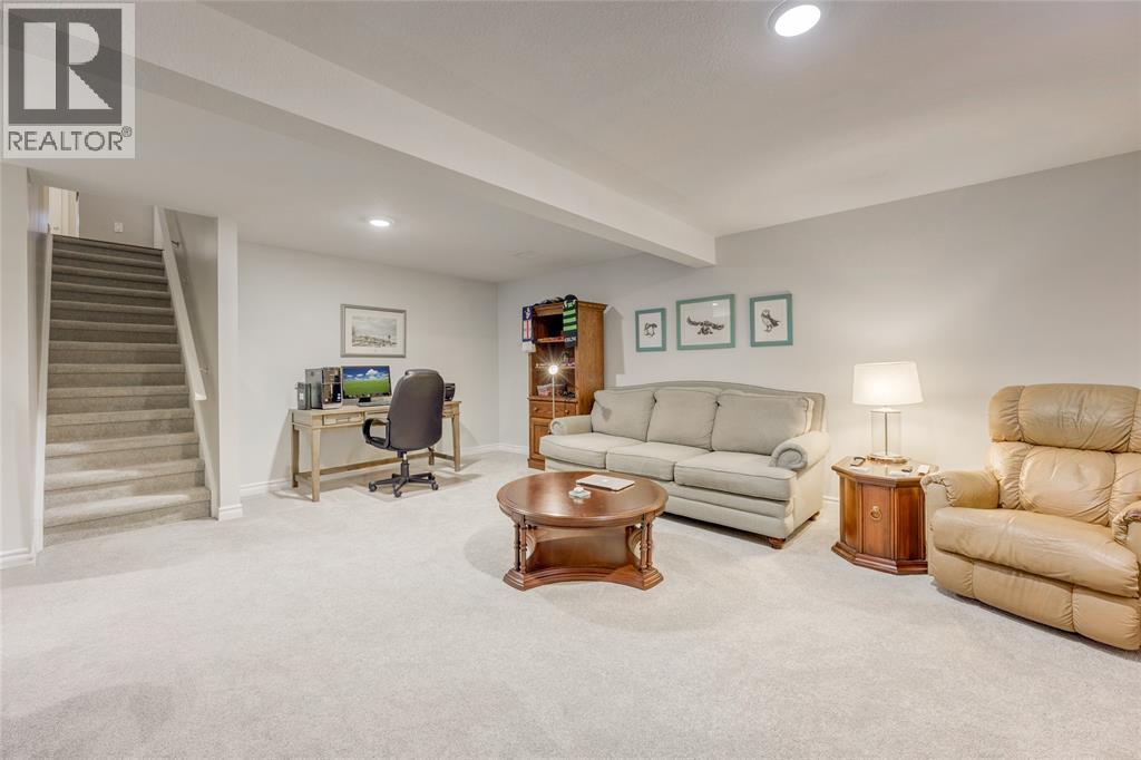 381 Brittoli Avenue Property Photo 34