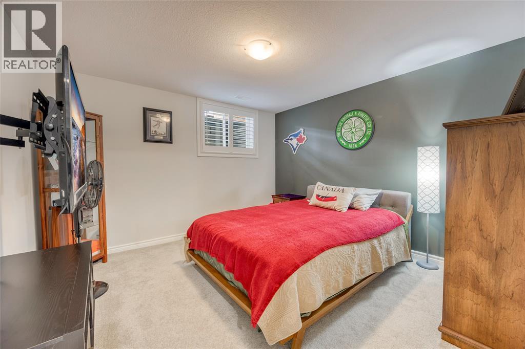 381 Brittoli Avenue Property Photo 37