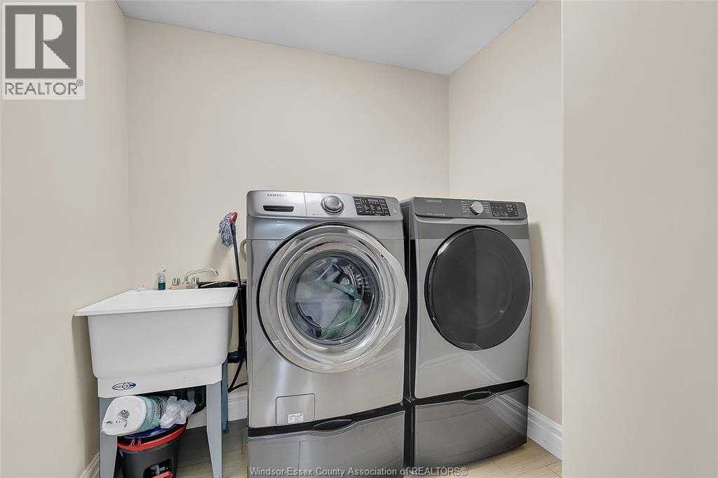 1385 Cancun Street Property Photo 38
