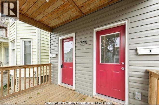 746 Dougall Avenue Unit# Upper Property Photo 2