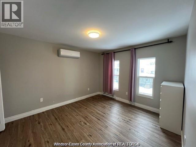 746 Dougall Avenue Unit# Upper Property Photo 8