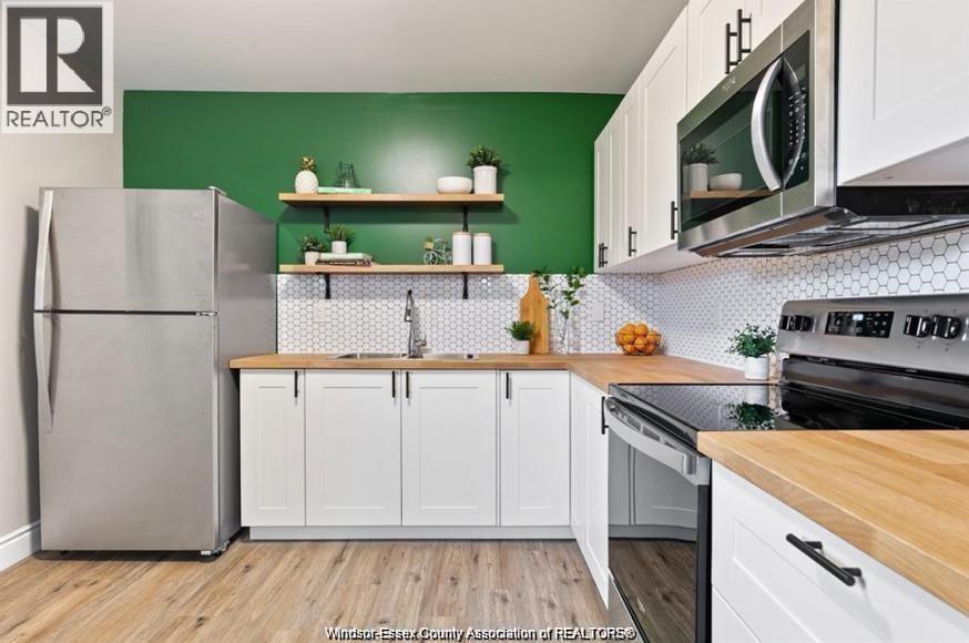 746 Dougall Avenue Unit# Upper Property Photo 12