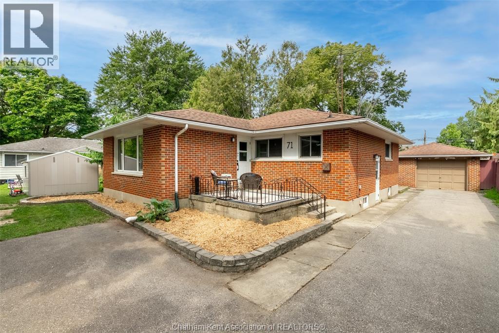 71 Mcfarlane Avenue Property Photo 2