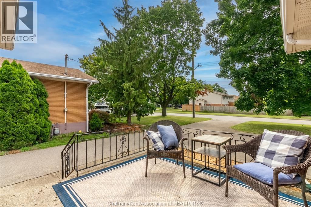 71 Mcfarlane Avenue Property Photo 3