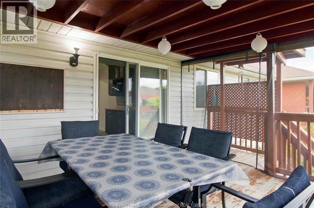 2424 Timbercrest Avenue Property Photo 6