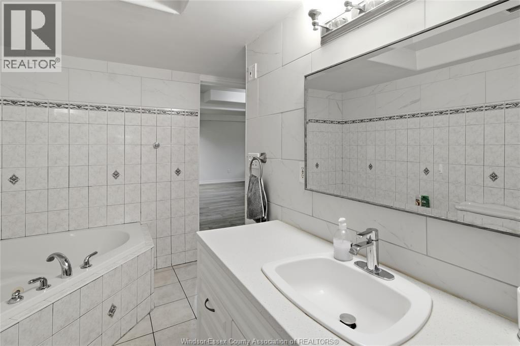 2424 Timbercrest Avenue Property Photo 40