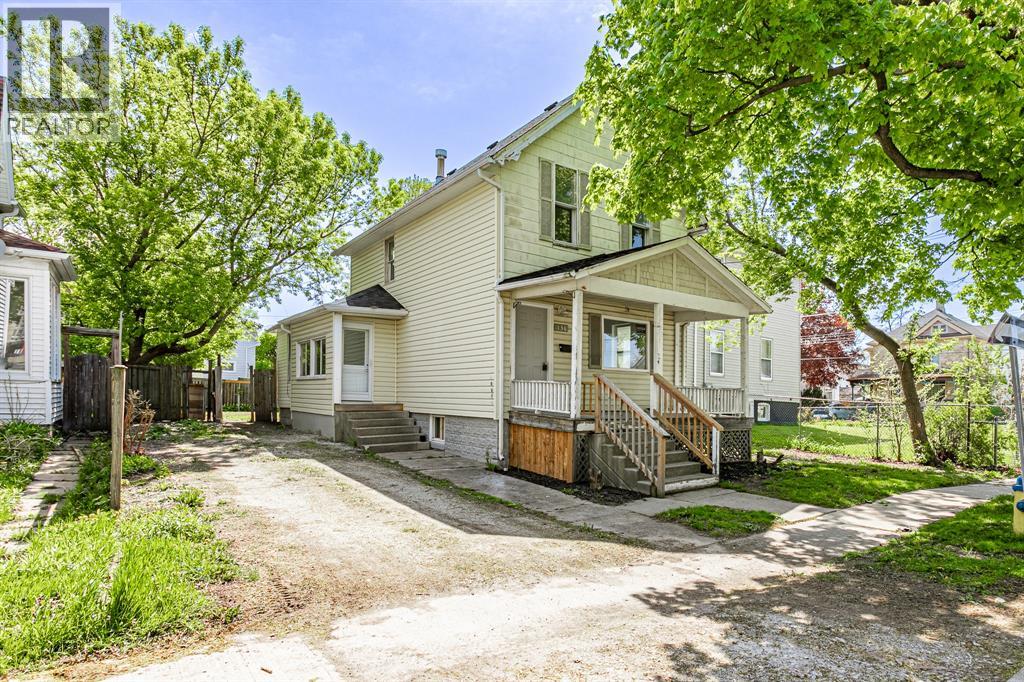 136 Brock Street North Property Photo 2