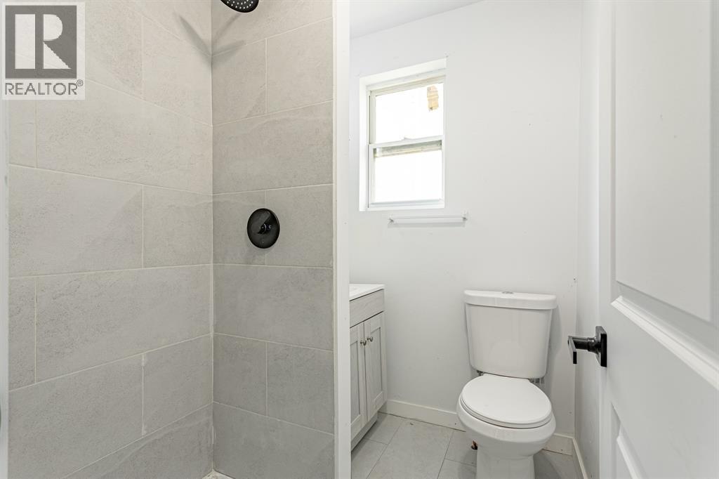 136 Brock Street North Property Photo 7