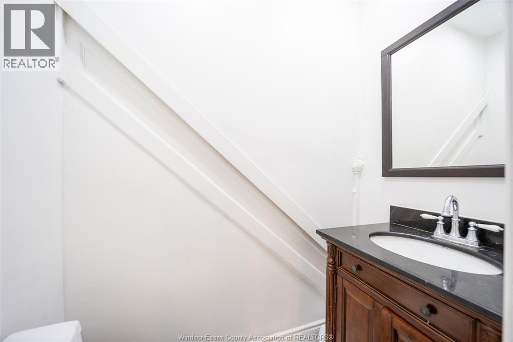 394 Crawford Avenue Property Photo 15
