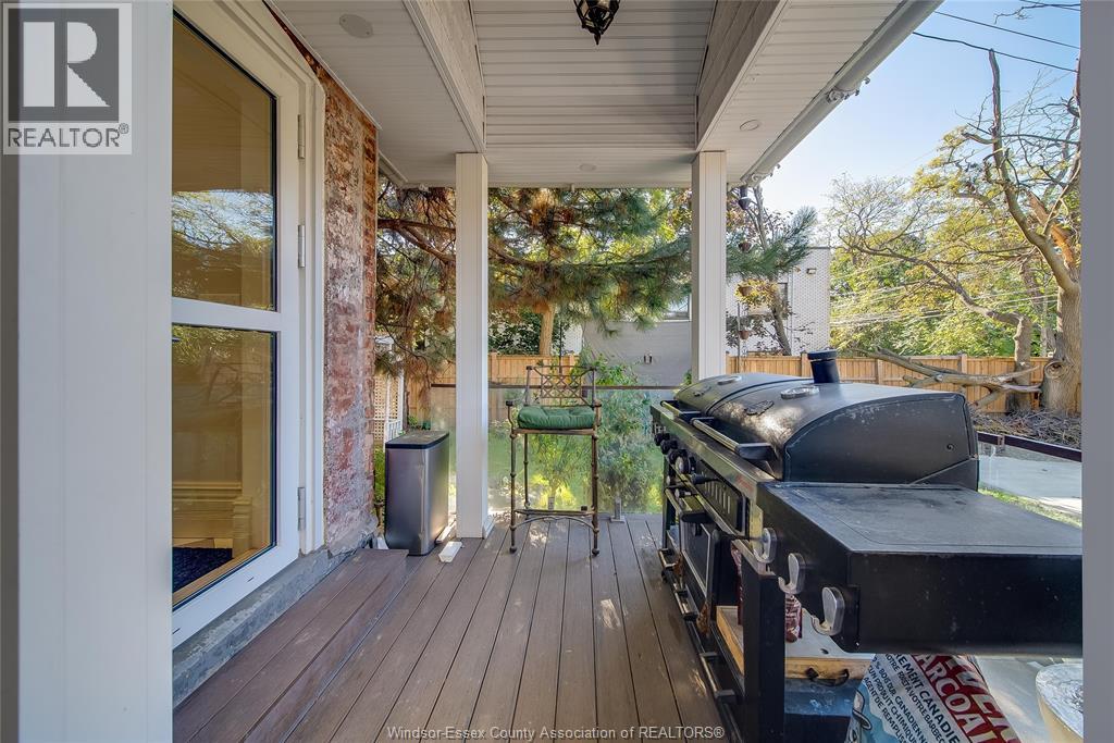 719 Victoria Property Photo 44