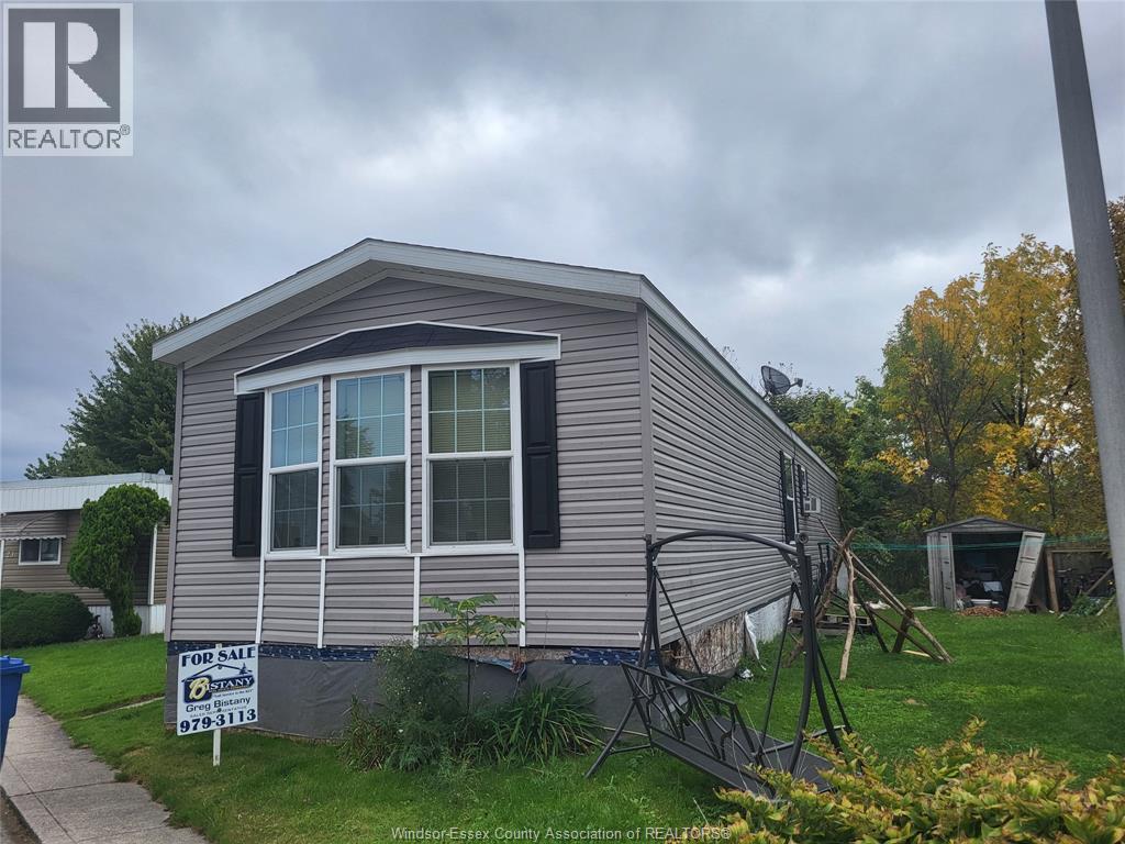 21 WILDER South Property Photo 1
