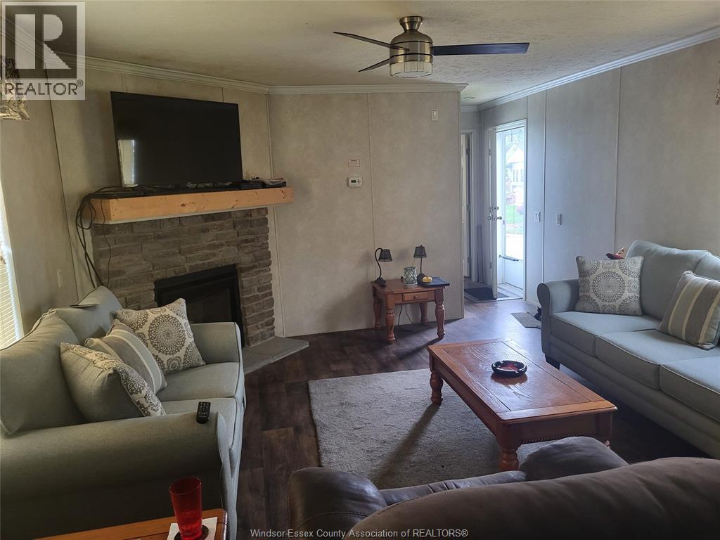 21 Wilder South Property Photo 4