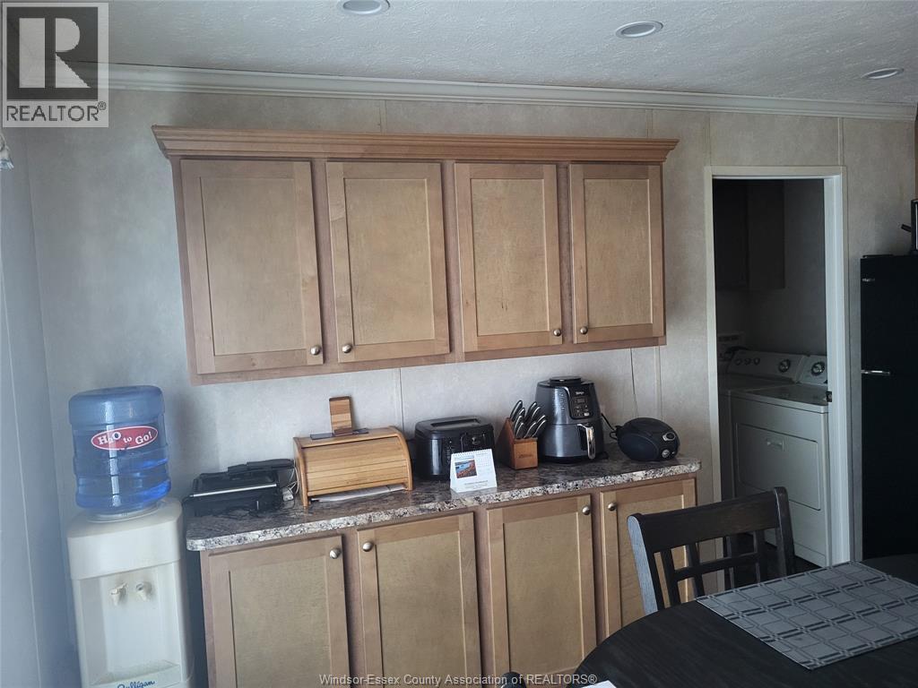21 Wilder South Property Photo 8
