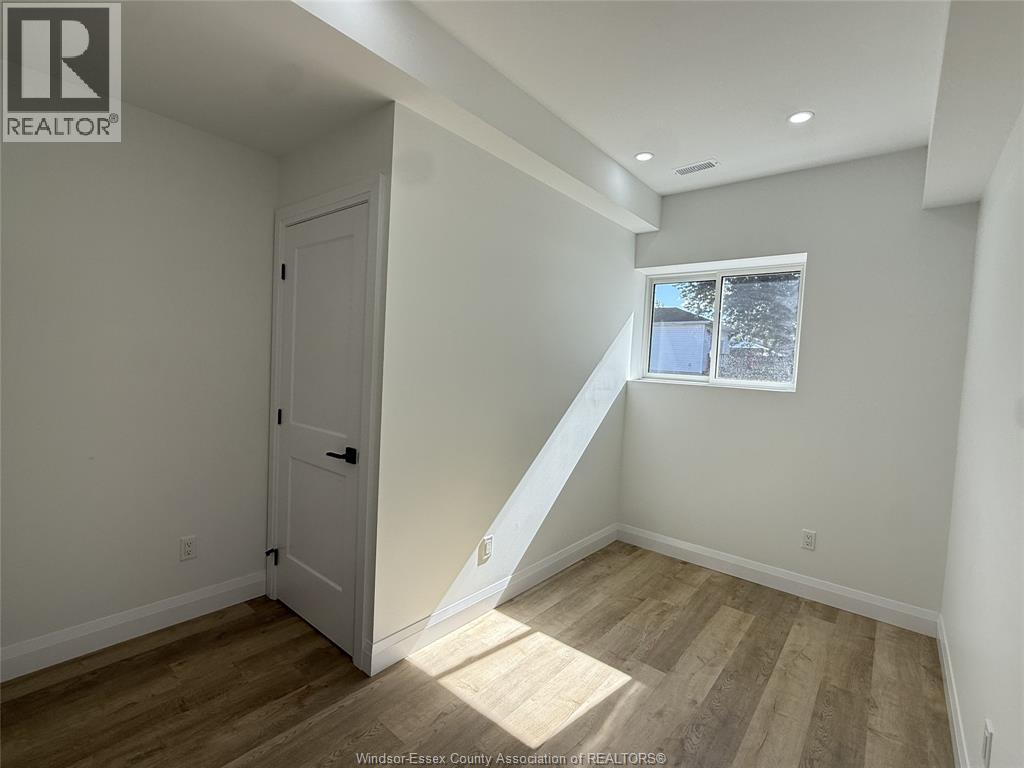 2597 Tourangeau Unit# 3 Property Photo 9