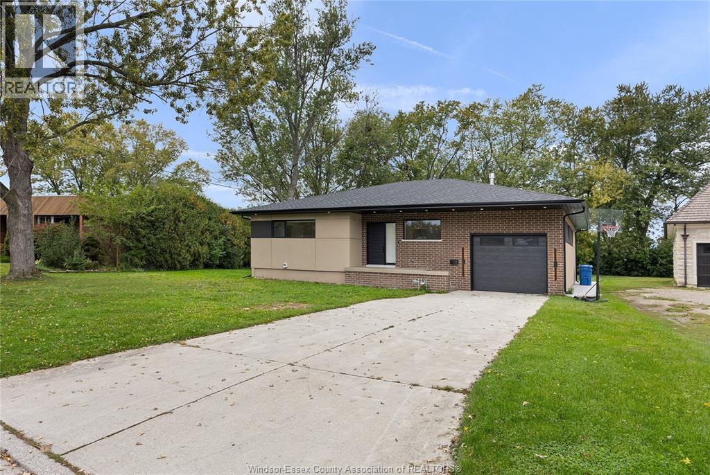 4015 ROSELAND DRIVE East Property Photo 1