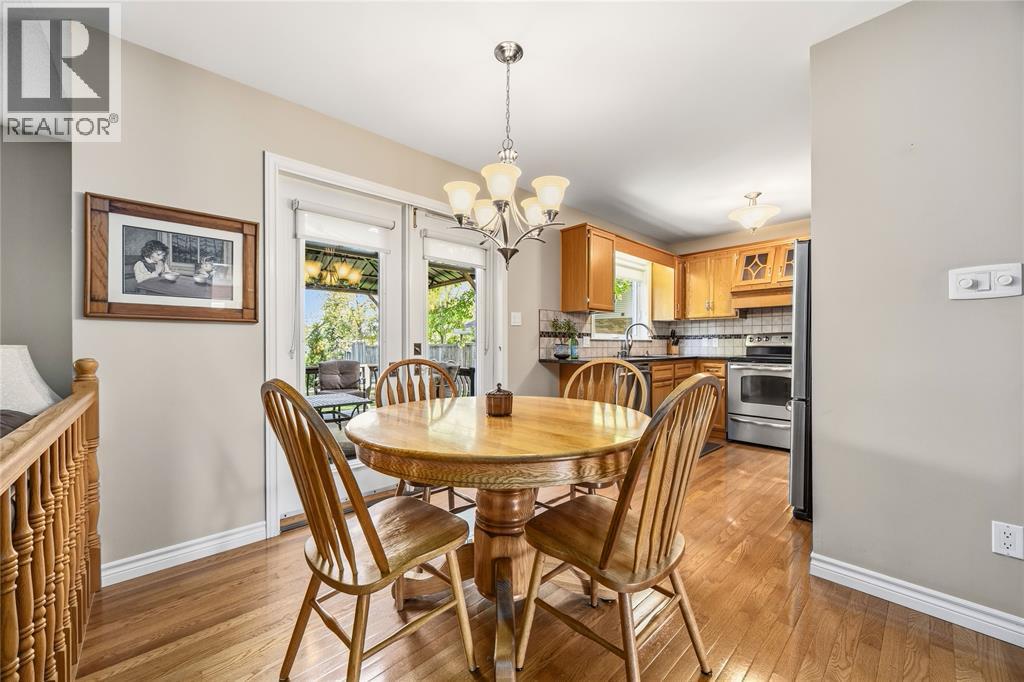 388 April Court Property Photo 13