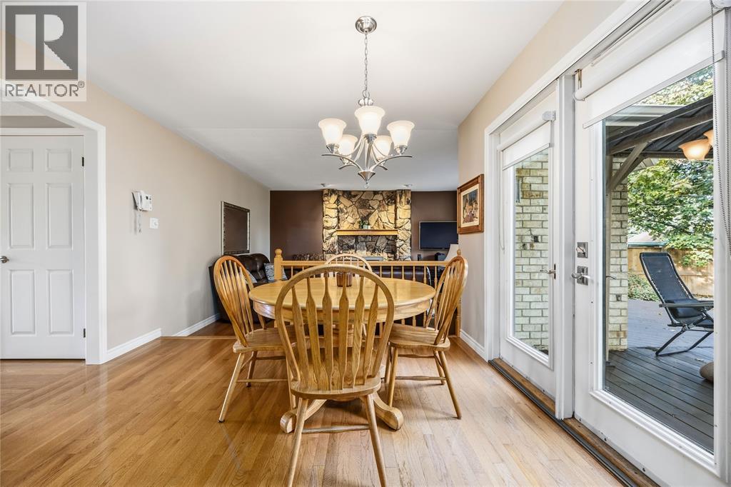 388 April Court Property Photo 14