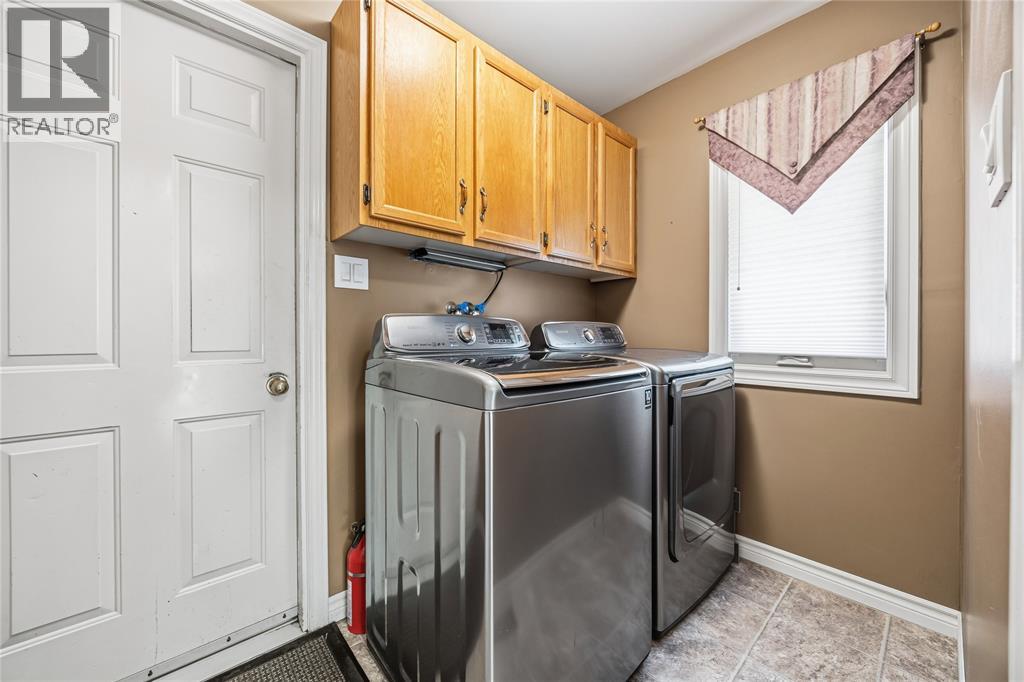 388 April Court Property Photo 22