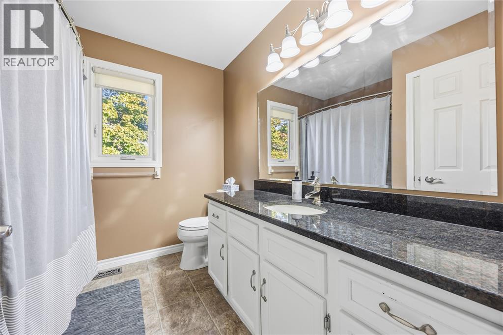 388 April Court Property Photo 32