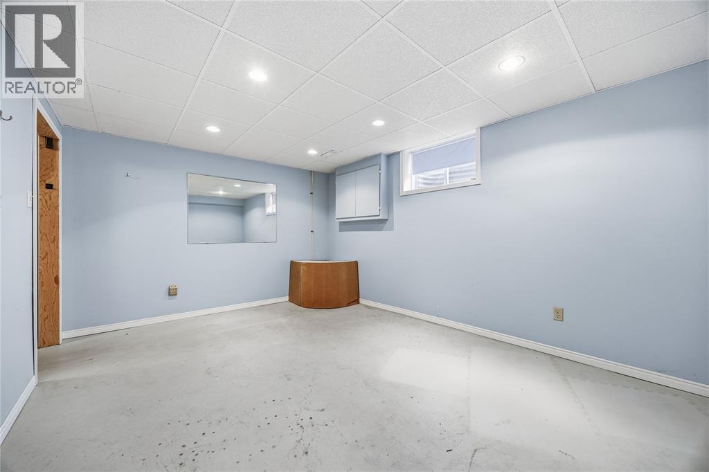 388 April Court Property Photo 38