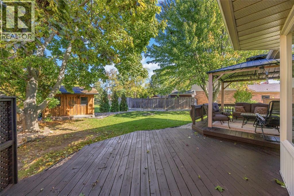 388 April Court Property Photo 44