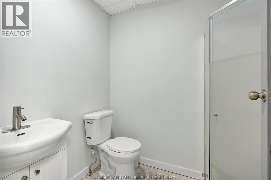 1585 Ouellette Avenue Property Photo 13
