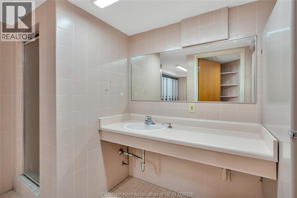 1585 Ouellette Avenue Property Photo 36