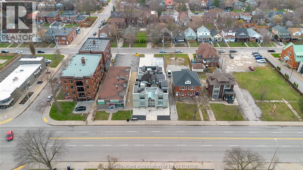 1585 Ouellette Avenue Property Photo 37