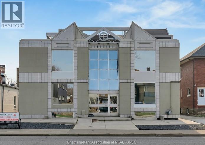 1585 Ouellette Avenue Property Photo 1