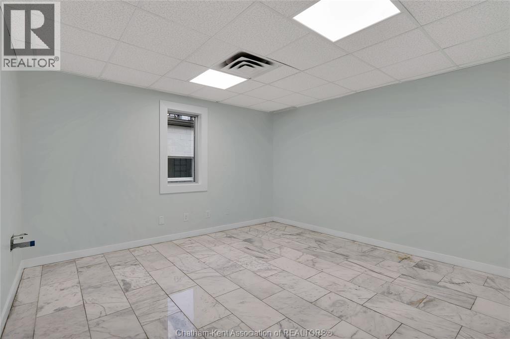1585 Ouellette Avenue Property Photo 18