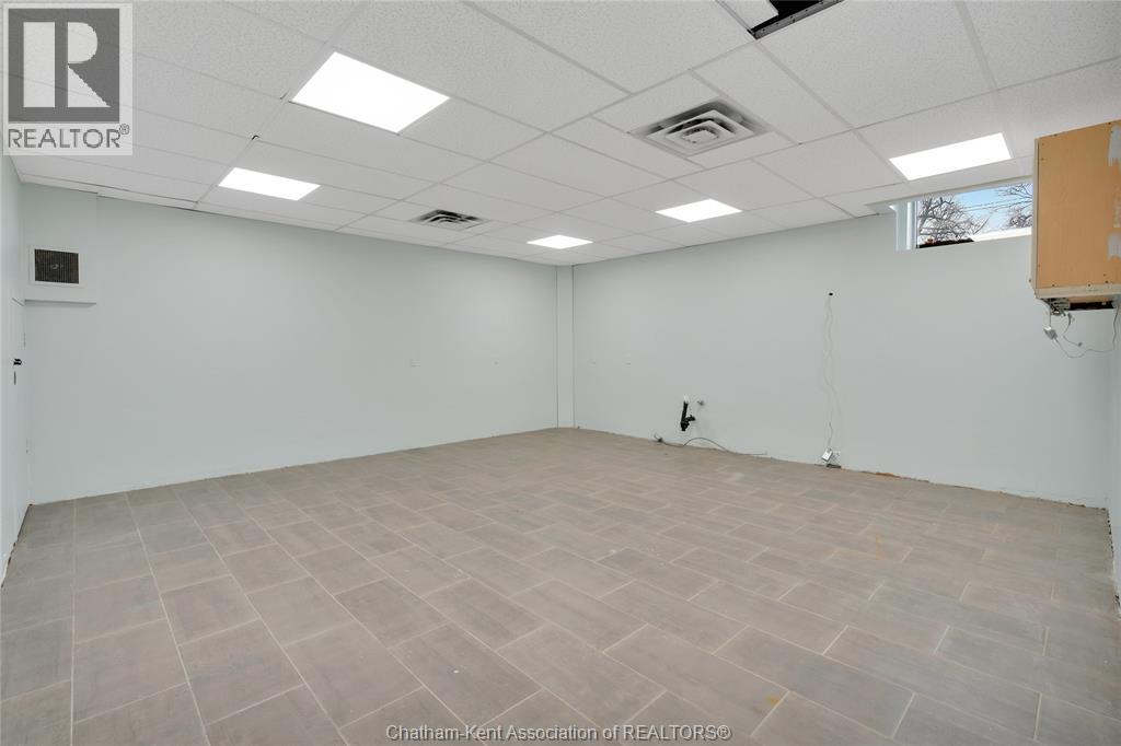 1585 Ouellette Avenue Property Photo 31