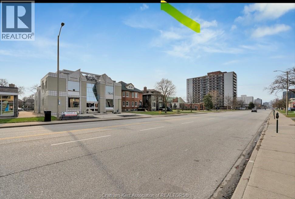 1585 Ouellette Avenue Property Photo 48