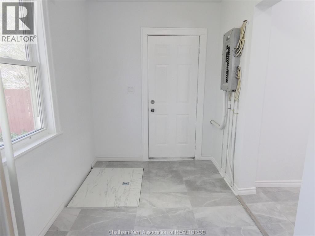 1716 Drouillard Road Property Photo 8