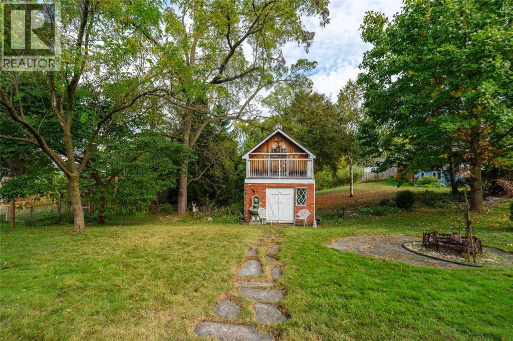 438 Emmeline Street Property Photo 28
