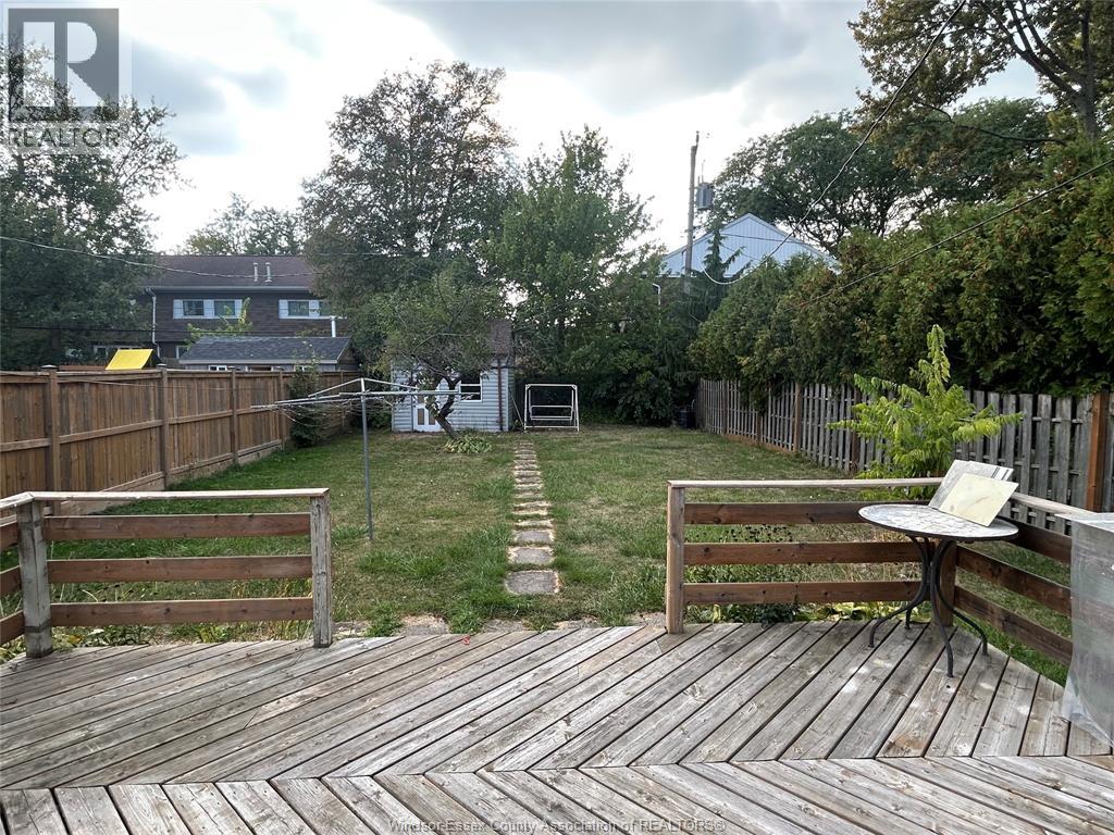 1915 Ferndale Property Photo 13