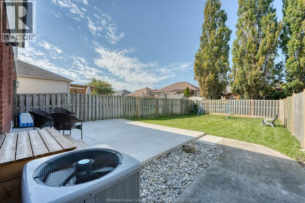1589 Heatherglen Drive Property Photo 24
