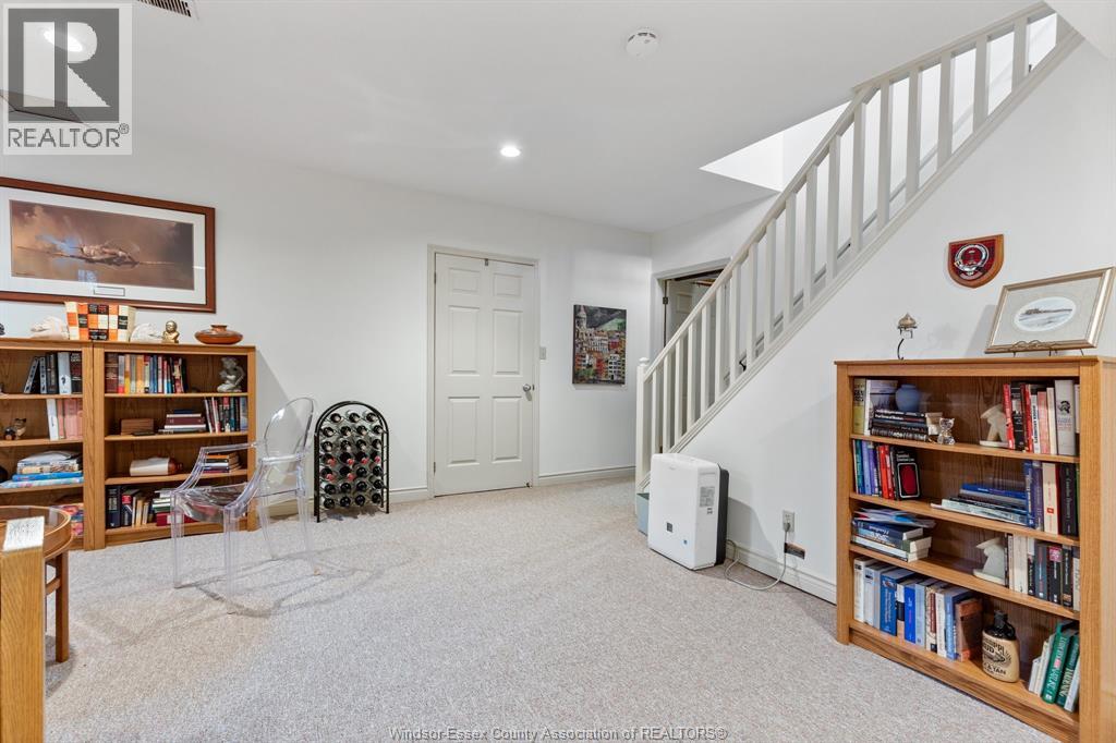 21 Fairway Crescent Property Photo 24