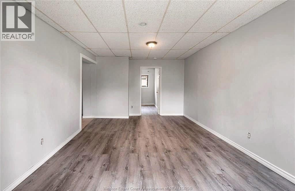 736 University East Unit# 3 Property Photo 2