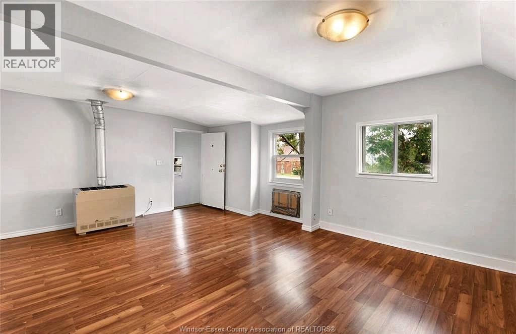 736 University East Unit# 2 Property Photo 6